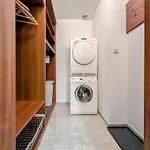 Rynek Prestige By Bookinghost Apartmán